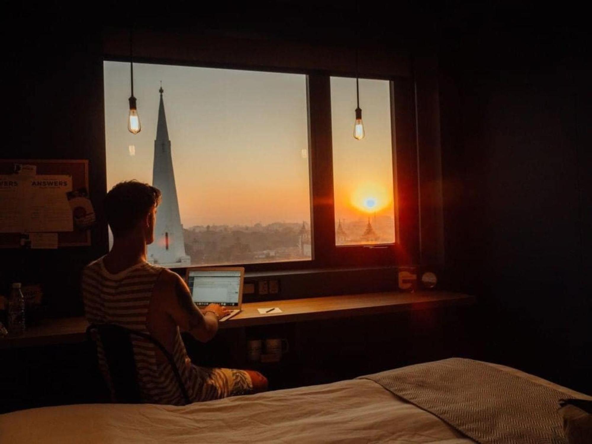 Hotel G Янгон Екстериор снимка